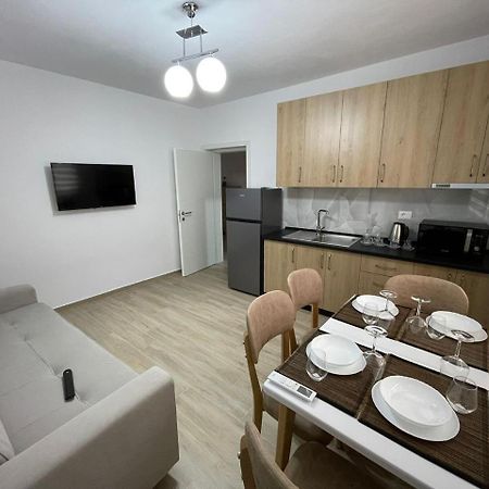Kevi 'S Place Тирана Экстерьер фото