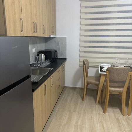Kevi 'S Place Тирана Экстерьер фото